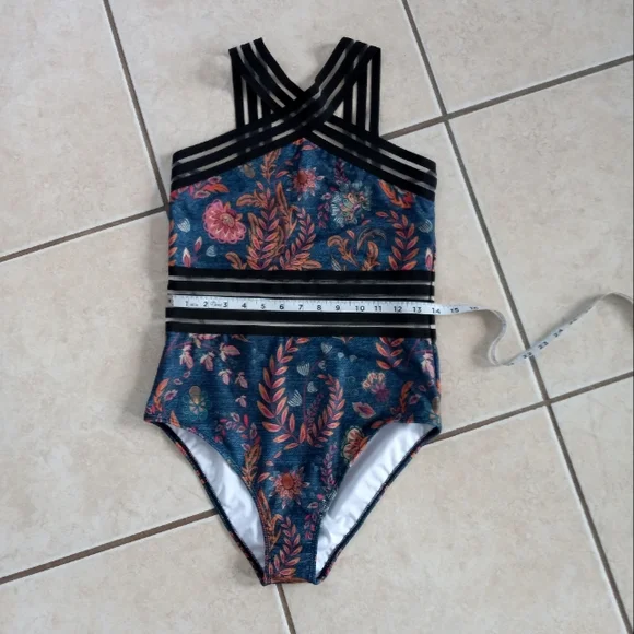 New Averie Halley Crossover Floral One Piece Swimsuit L - Picture 12 of 16